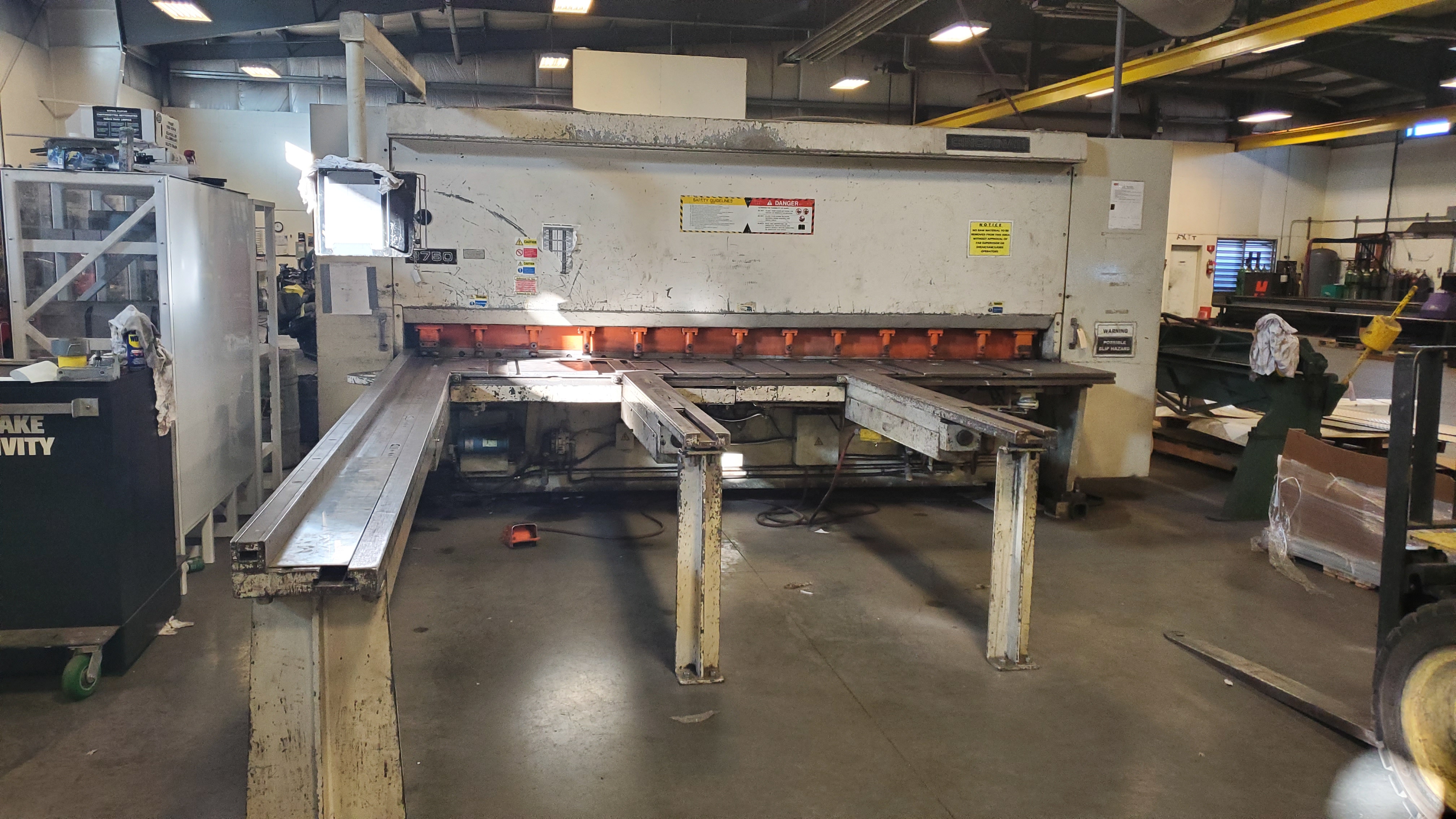 BLM E-SHAPE ALL-ELECTRIC CNC TUBE END FORMING SYSTEM